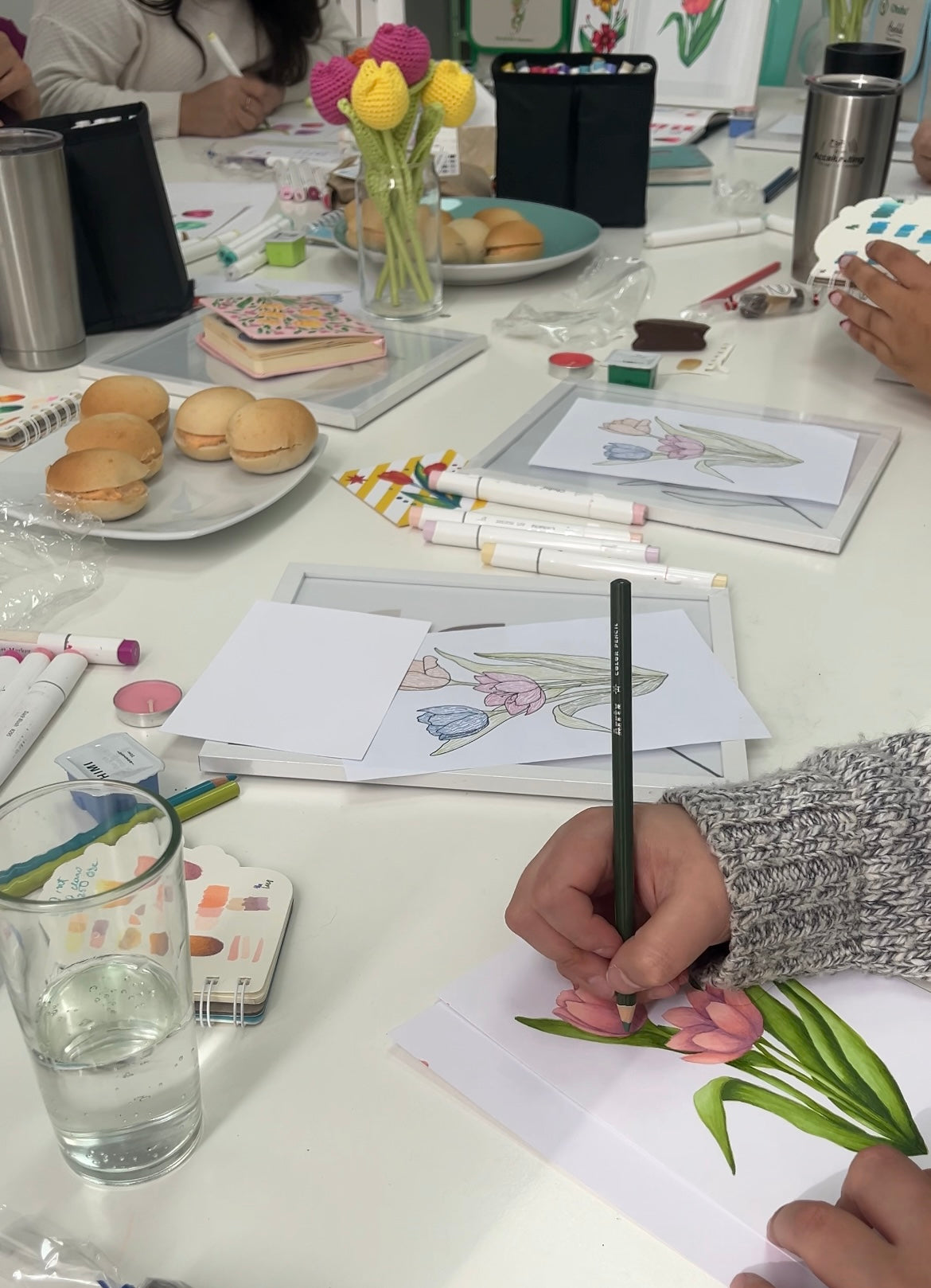 Taller Creativo Con Marcadores En Meraki: Arte, Juego Y Expresión