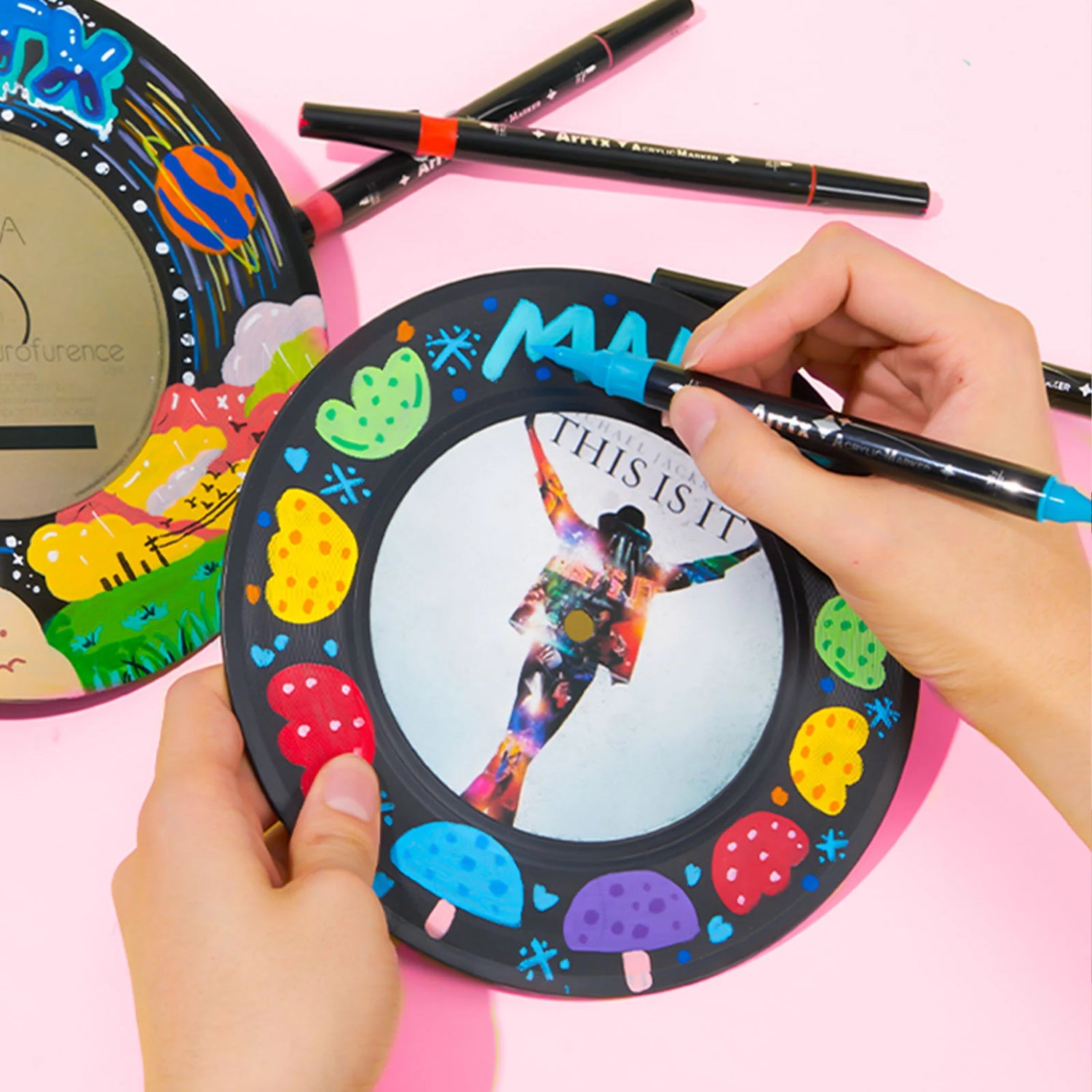 Marcadores Acrílicos Arrtx 64 colores | Doble Punta | Punta Pincel y Fina