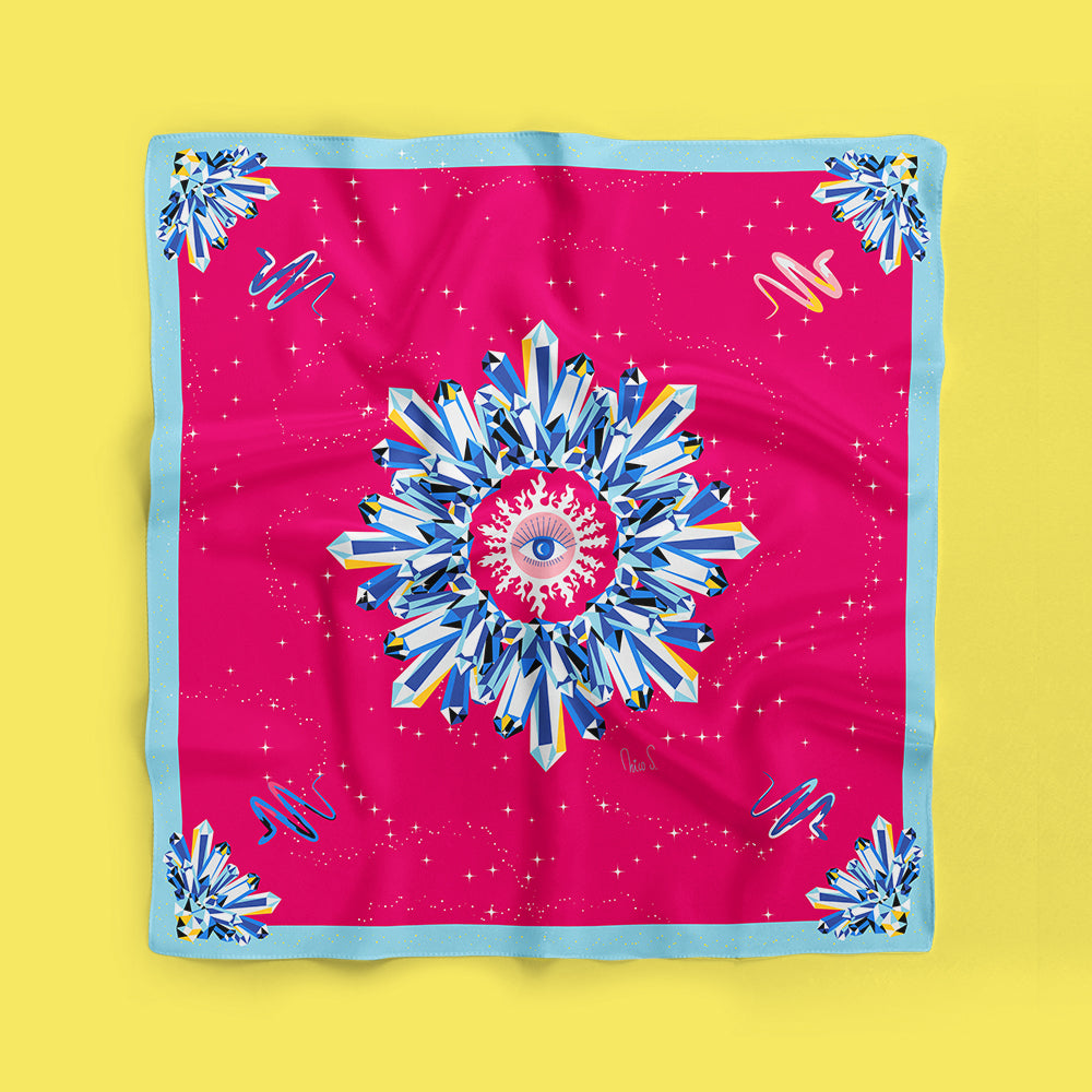 Pañuelo Cristales (fondo fucsia borde celeste)