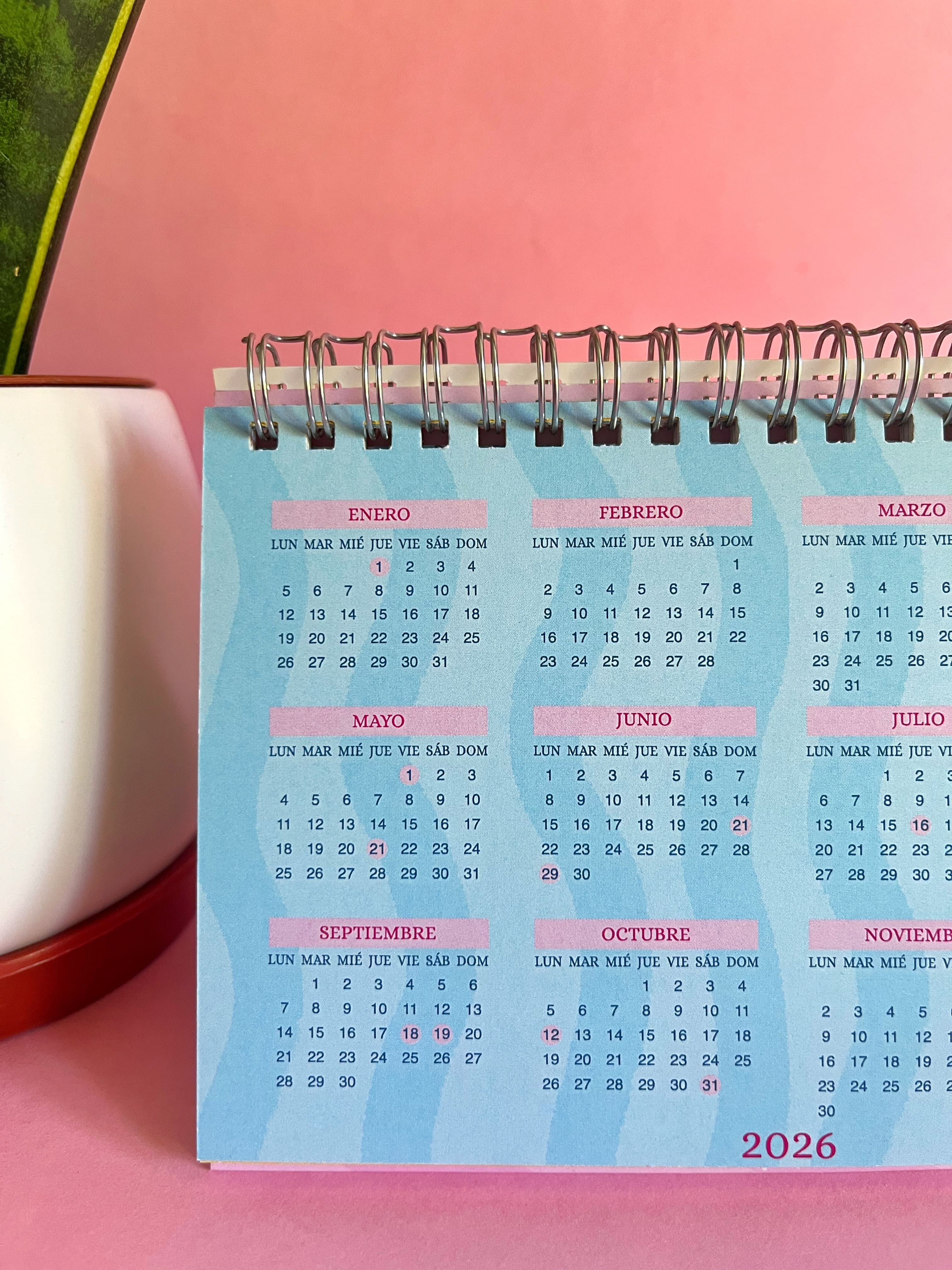 Calendario de Escritorio Ilustrado Meraki 2026 - Vivir Bonito 🌸