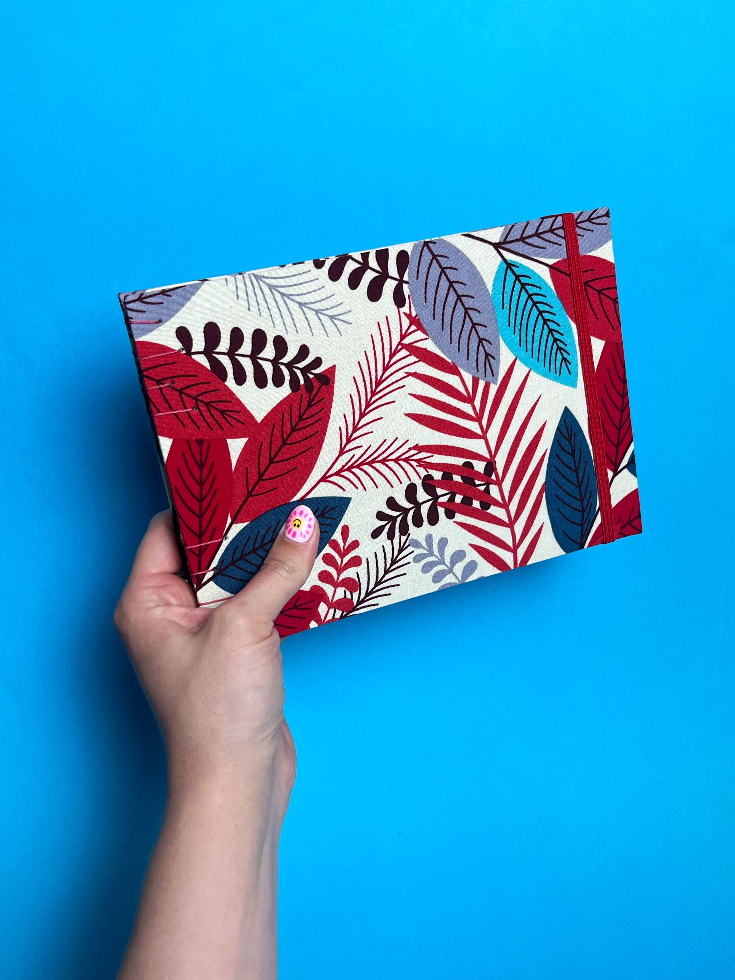 Sketchbook Acuarela Tamaño A5 Horizontal | Hojas Azules y Rojas