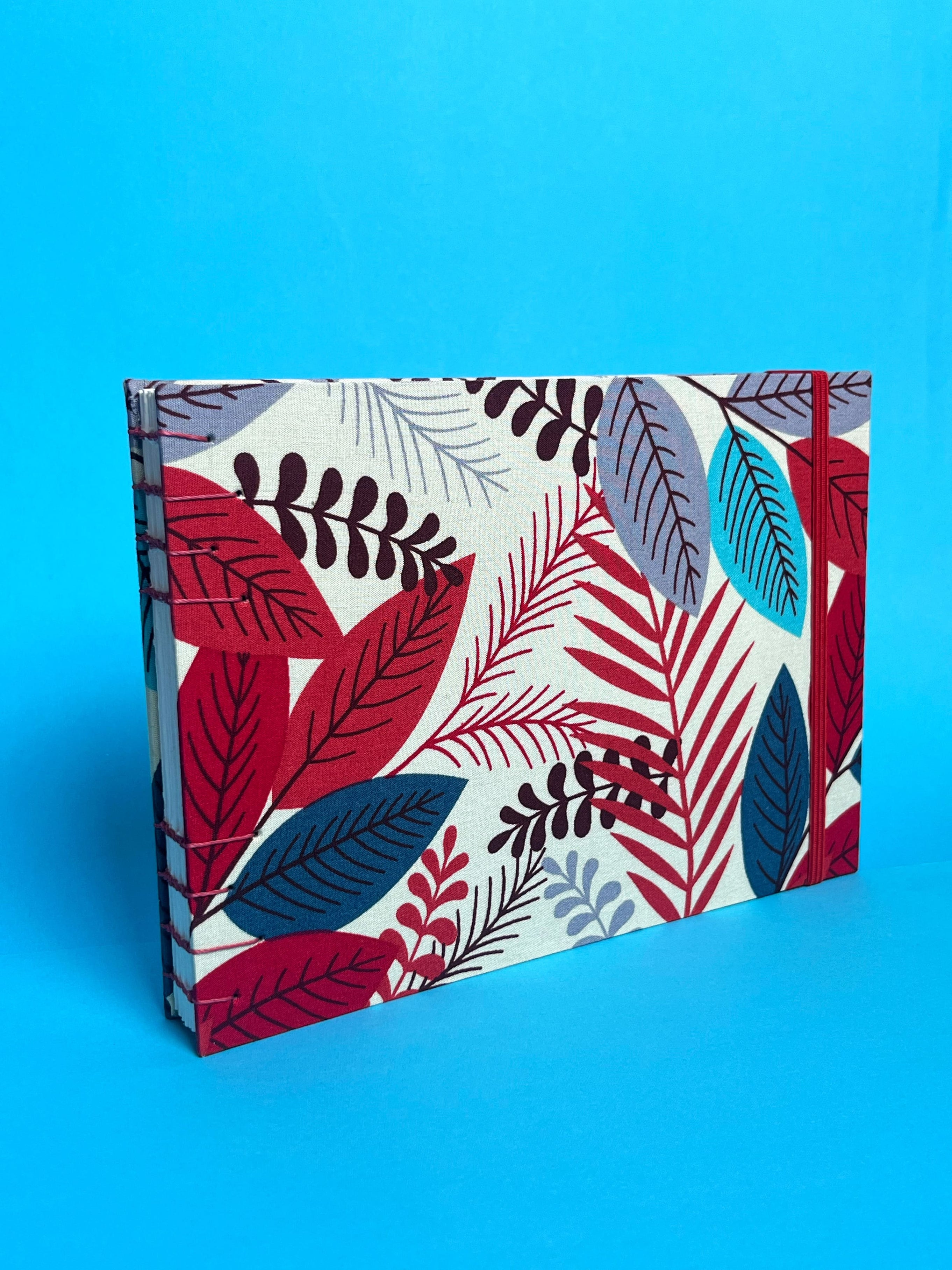 Sketchbook Acuarela Tamaño A5 Horizontal | Hojas Azules y Rojas